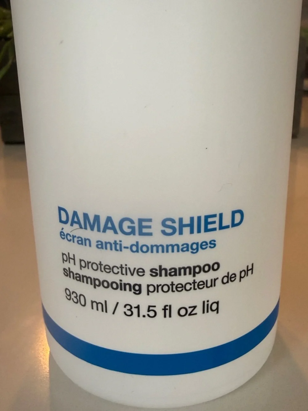 K18 Damage Shield pH Protective shampoo- 31.5 fl oz